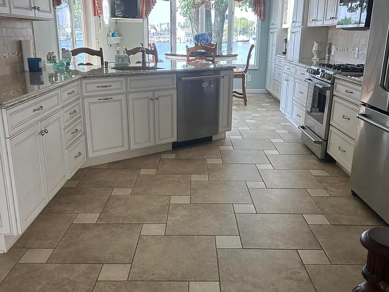 12 Lori Rd — Photo 7