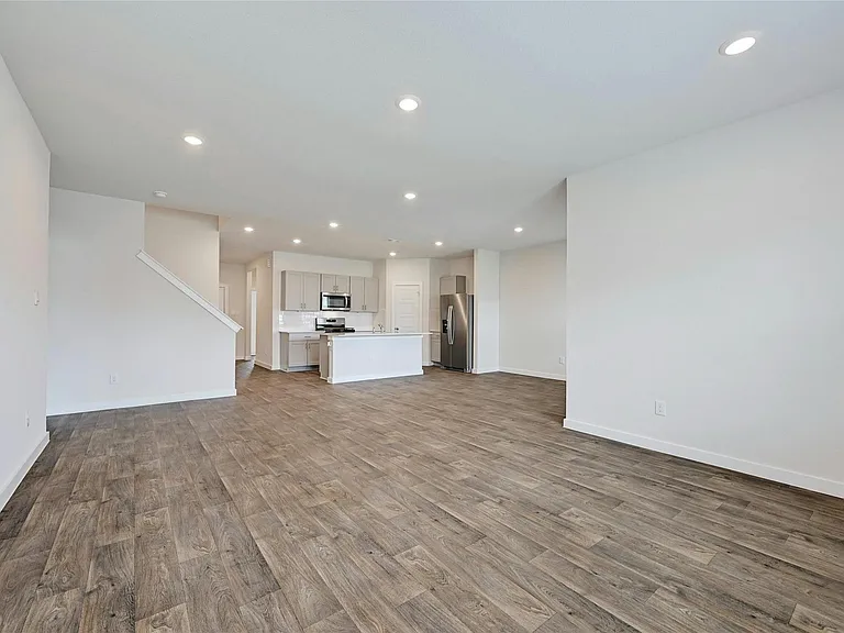 313 Merriman Rd — Photo 12