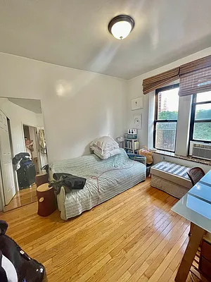 Rented by Douglas Elliman | media 11