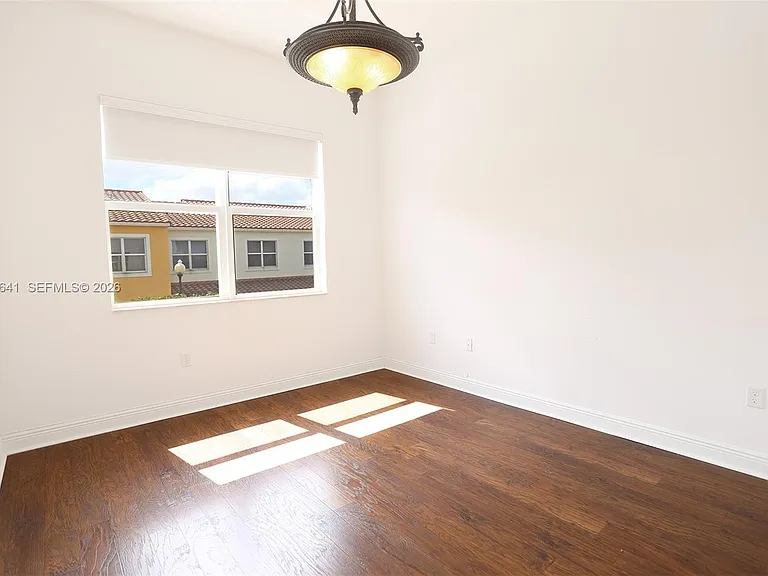 12453 NW 17th Mnr #12353 — Photo 12
