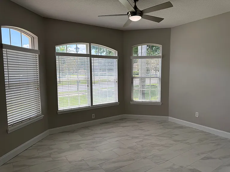 5370 Red Leaf Ct — Photo 3