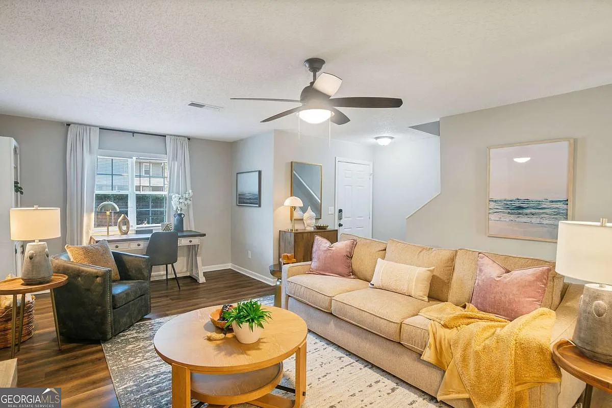 2 bed, 2.5 bath, $2,995 — Photo 3