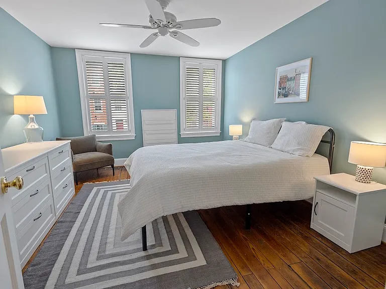 716 S Hanover St — Photo 17
