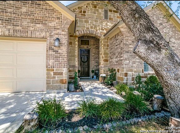 5th image of 3715 AVIA OAKS