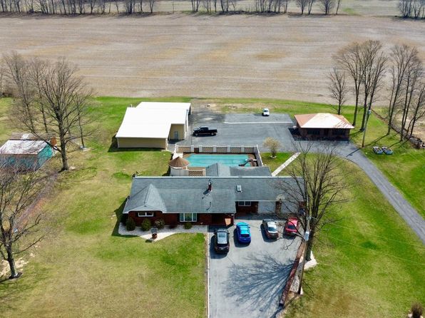 8452 Black Valley Rd, Everett, PA 15537