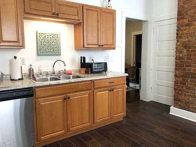 1507 W Callender Ave #A — Photo 6