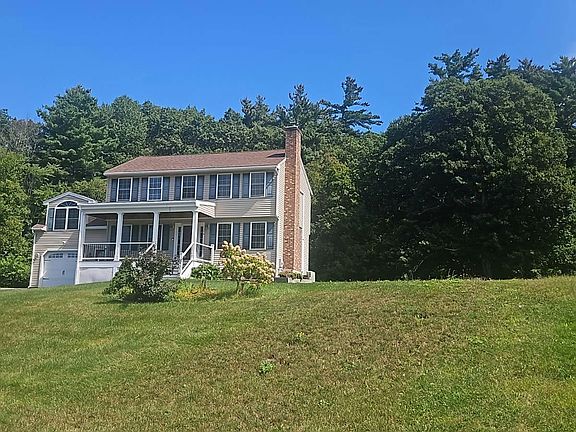 2nd image of 4 Squamscott Ave