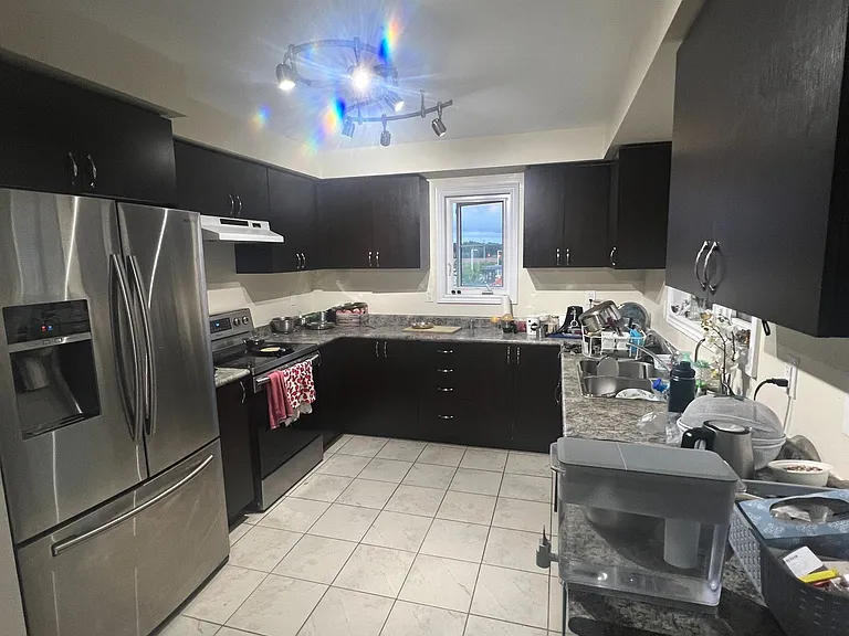200 Veterans Dr E #100 — Photo 15