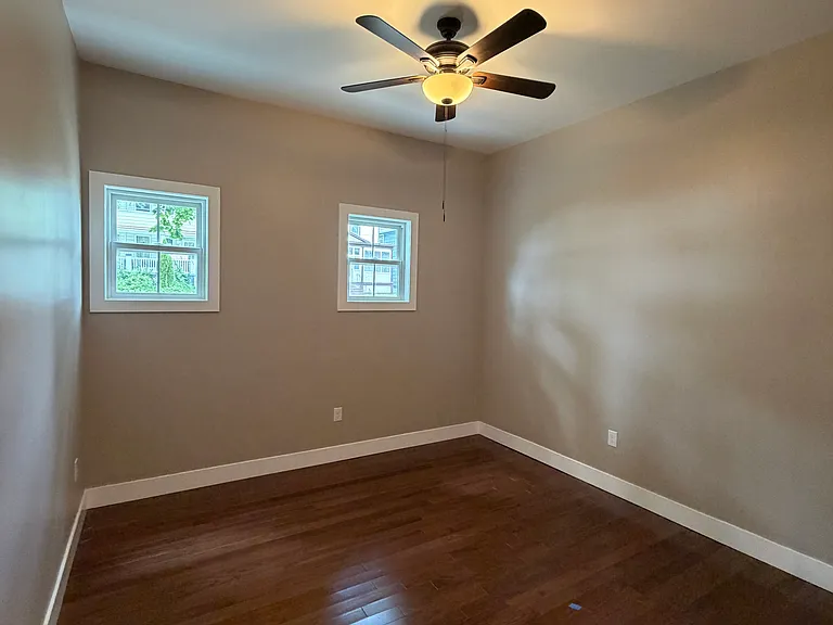 521 Warren St #1 — Photo 13