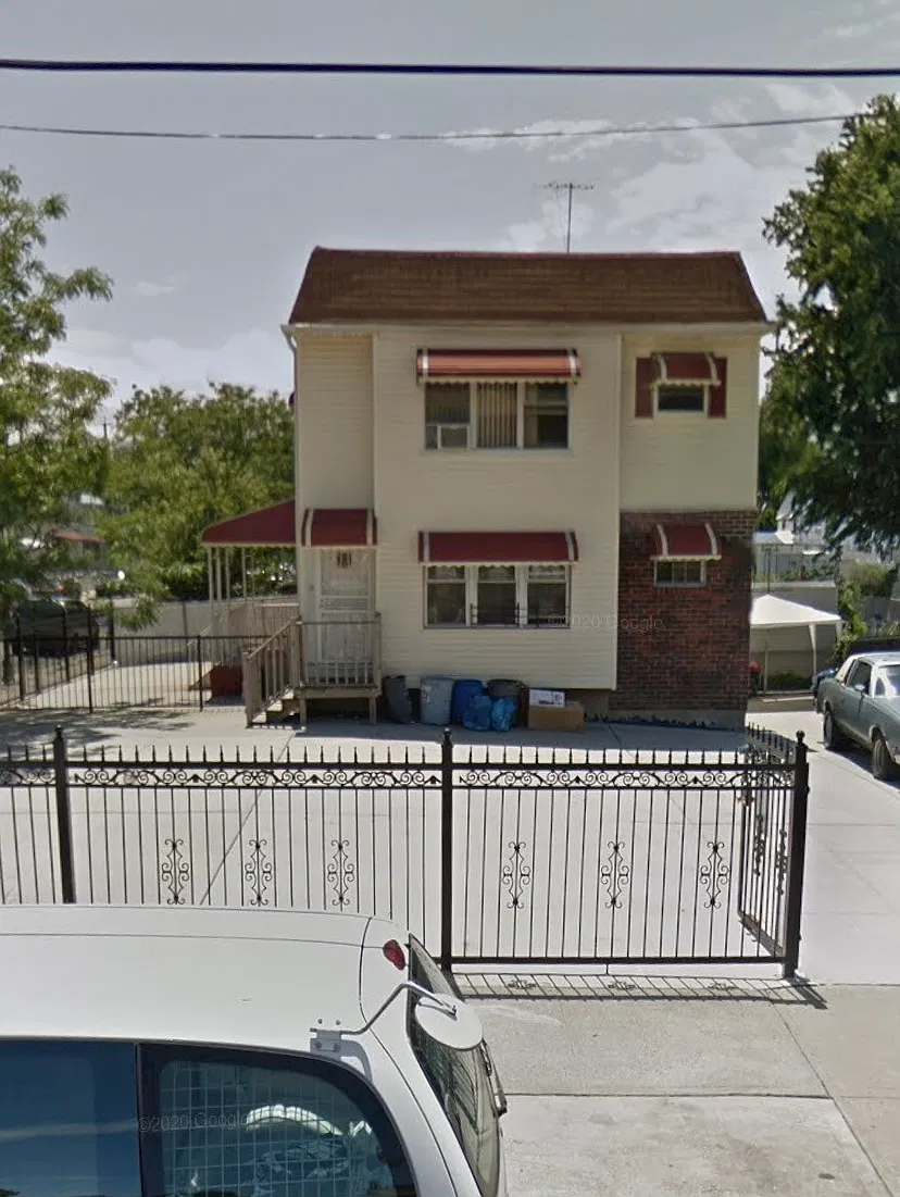 3 bed, $3,000 — Photo 1