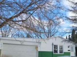 115 Austin Ave, Carpentersville, IL 60110