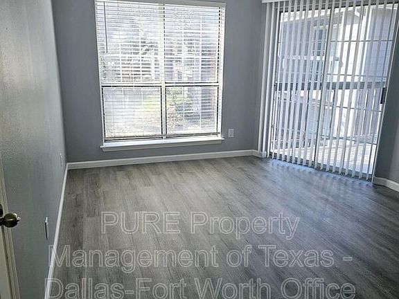 3rd image of 18333 Roehampton Dr APT 1322