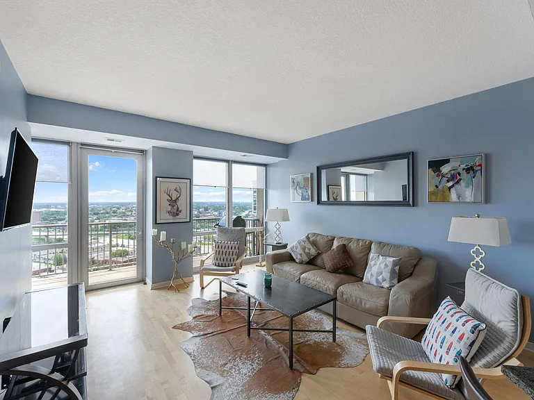 929 Portland Ave #2408 — Photo 5
