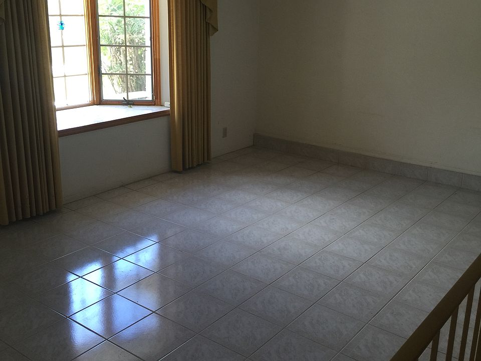 1st image of 7667 E Country Club Blvd