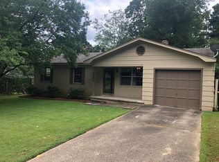 9909 Relda Dr, Little Rock, AR 72205