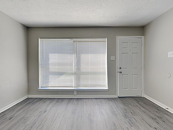 2nd image of 22723 Brafferton Ln
