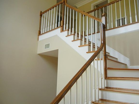 5th image of 6336 Eastwood Glen Pl