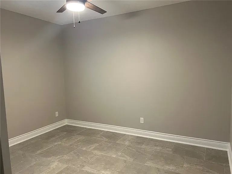 4006 Talbot Dr — Photo 7