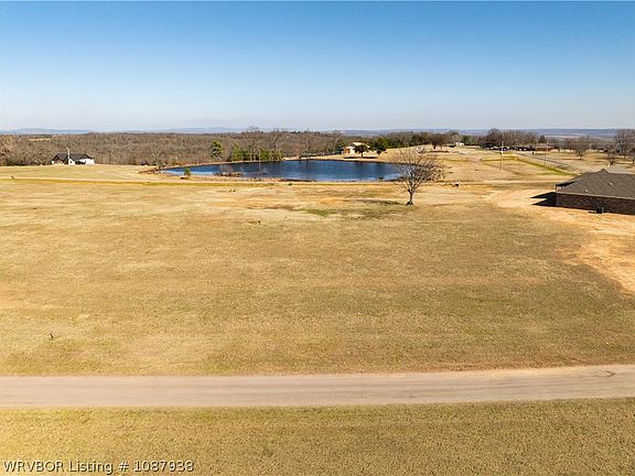 5th image of Lyric Ln #4