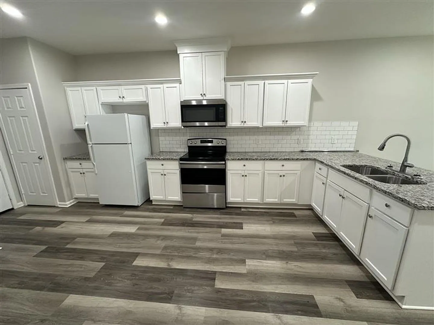 10025 Hwy 64 E #1 — Photo 4