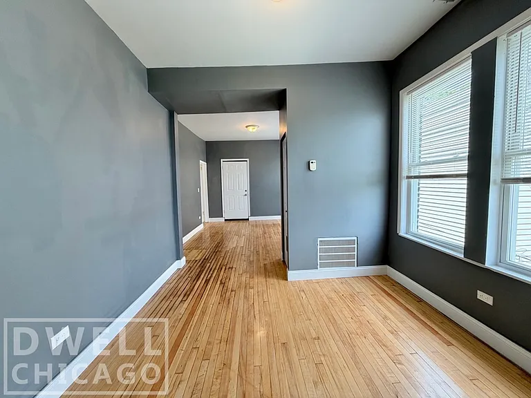 735 N Christiana Ave #2RR — Photo 1