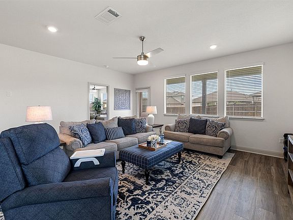 2nd image of 16401 Coratina Dr