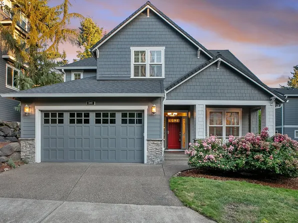 2227 Matterhorn Ct, West Linn, OR 97068