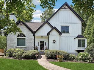 5600 Surrey Ct, Alpharetta, GA 30009