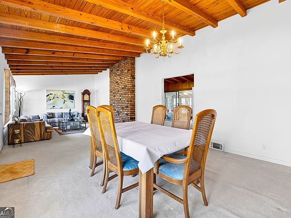 4th image of 881 Rockbridge Rd SW