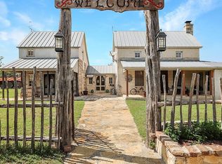 3234 Luckenbach Rd #7, Fredericksburg, TX 78624