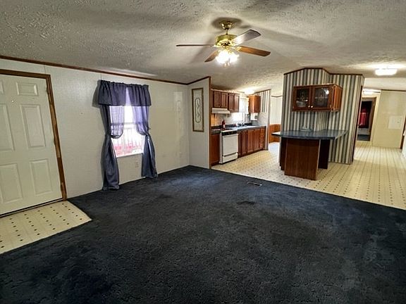 3rd image of 119 Harold Dr