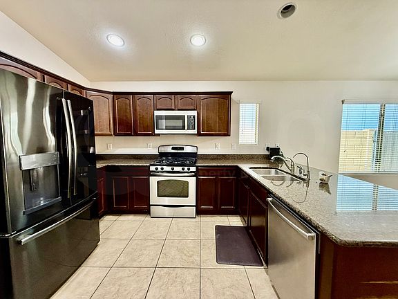 3rd image of 4148 E Sandy Way