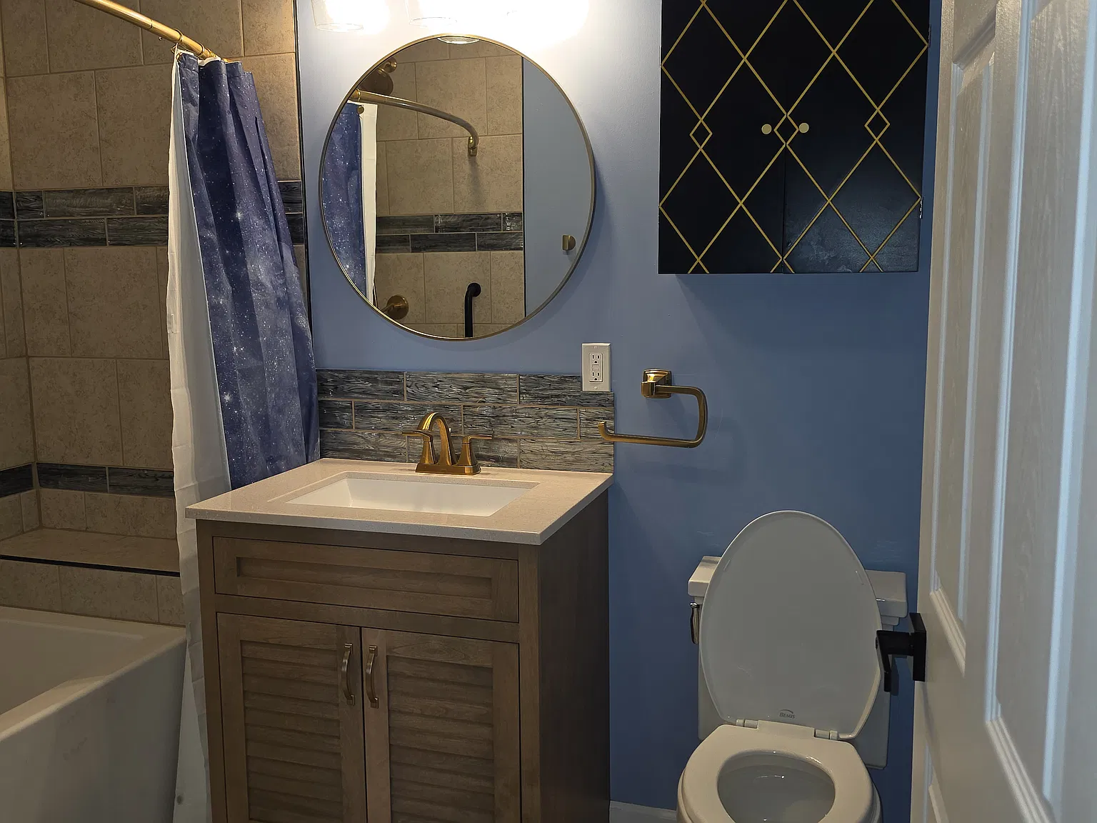2 bed, 1000 sqft, $1,950 — Photo 3