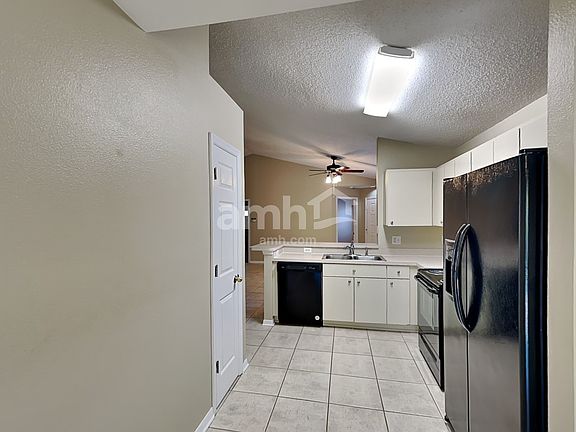 3rd image of 6606 Northhaven Ct