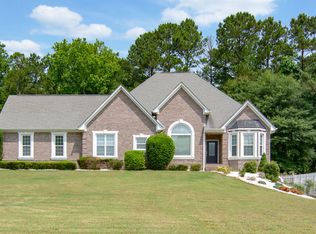 5409 Brooks Ln, Loganville, GA 30052
