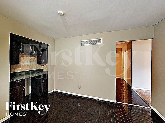5th image of 5353 Branridge Rd