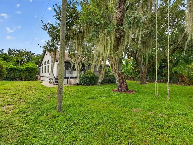 16970 Carolyn Ln — Photo 3