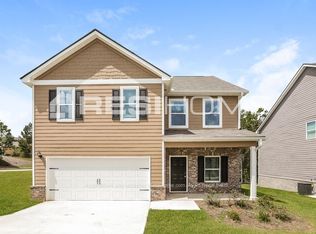 9185 Golfview Ln, Covington, GA 30014