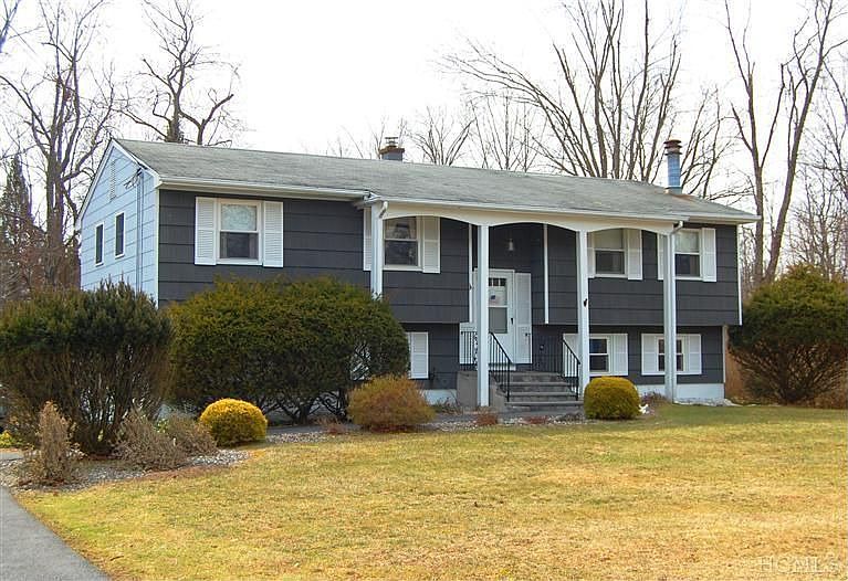 1st image of 2664 Cecile Dr
