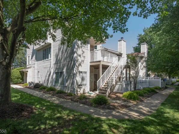 15 Academy Ct, Bedminster Twp., NJ 07921