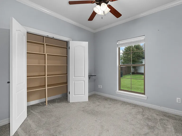 495 Half Moon Ct — Photo 11