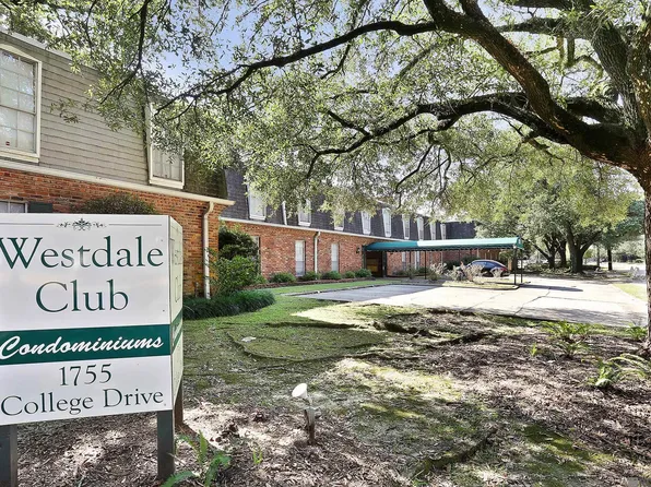 1755 College Dr APT 110, Baton Rouge, LA 70808