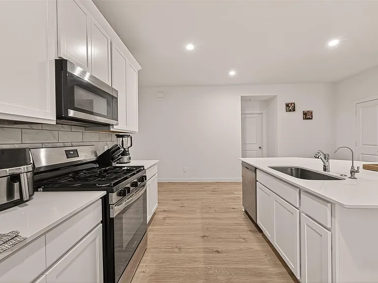 30518 White Cliff Ct — Photo 15