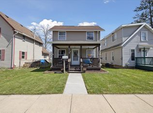 619 Woodlawn Ave, Owosso, MI 48867