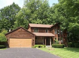 660 Finchingfield Ln, Webster, NY 14580