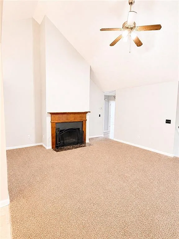 4 bed, 3.0 bath, 1396 sqft, $1,650 — Photo 4