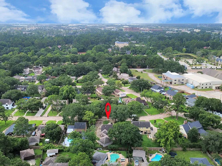 7510 Renmark Ln — Photo 4