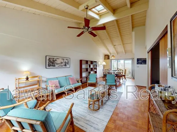 663 Kalaau Pl, Honolulu, HI 96821
