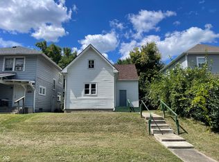 2726 Boulevard Pl, Indianapolis, IN 46208