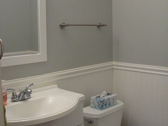 Main floor Powder room